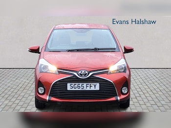Used Toyota Yaris 2015 for sale - 76272190: Photo