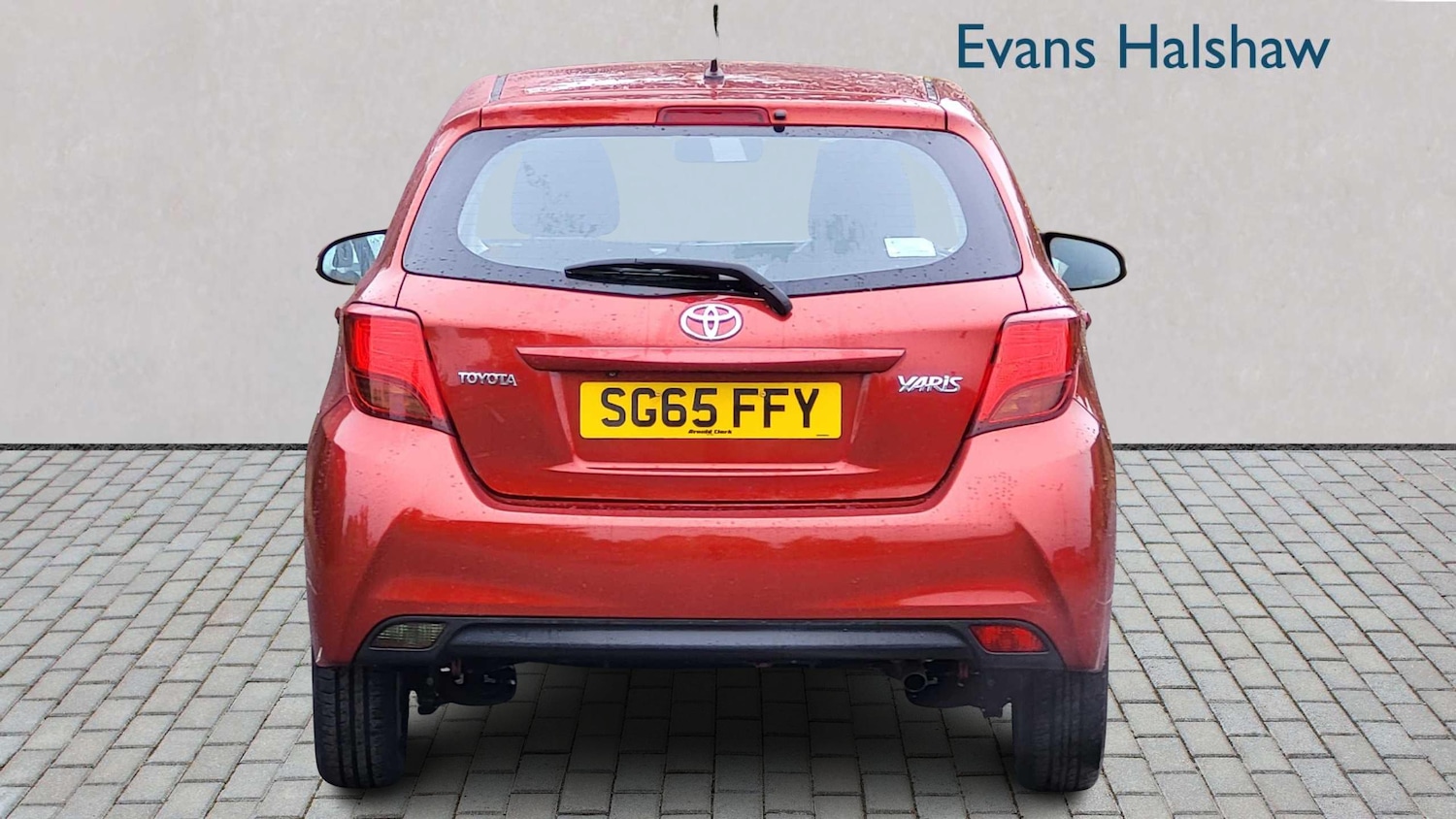 Used Toyota Yaris 2015 for sale - 76272190: Photo 5