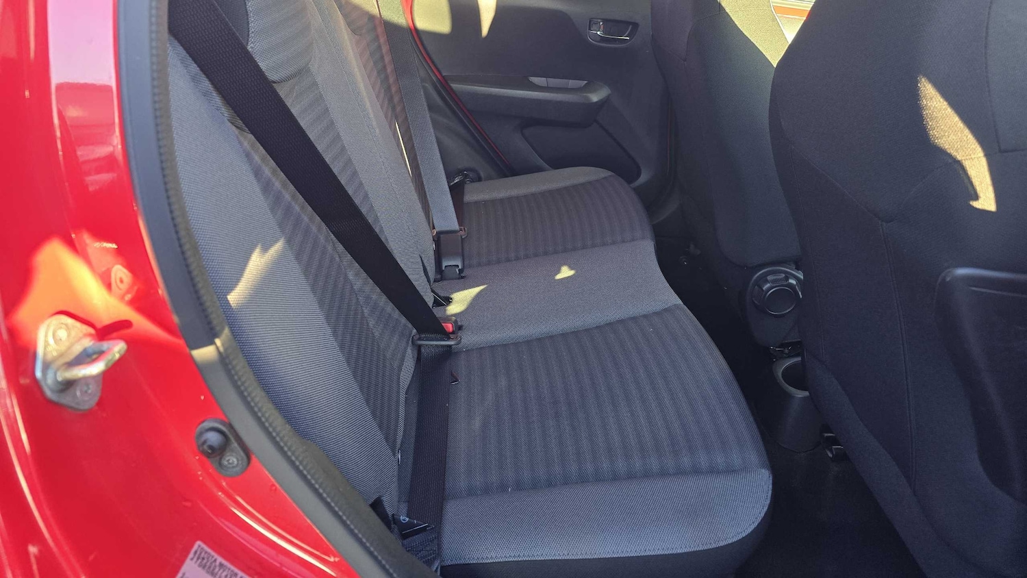 Used Toyota AYGO 2019 for sale - 76636820: Photo 12