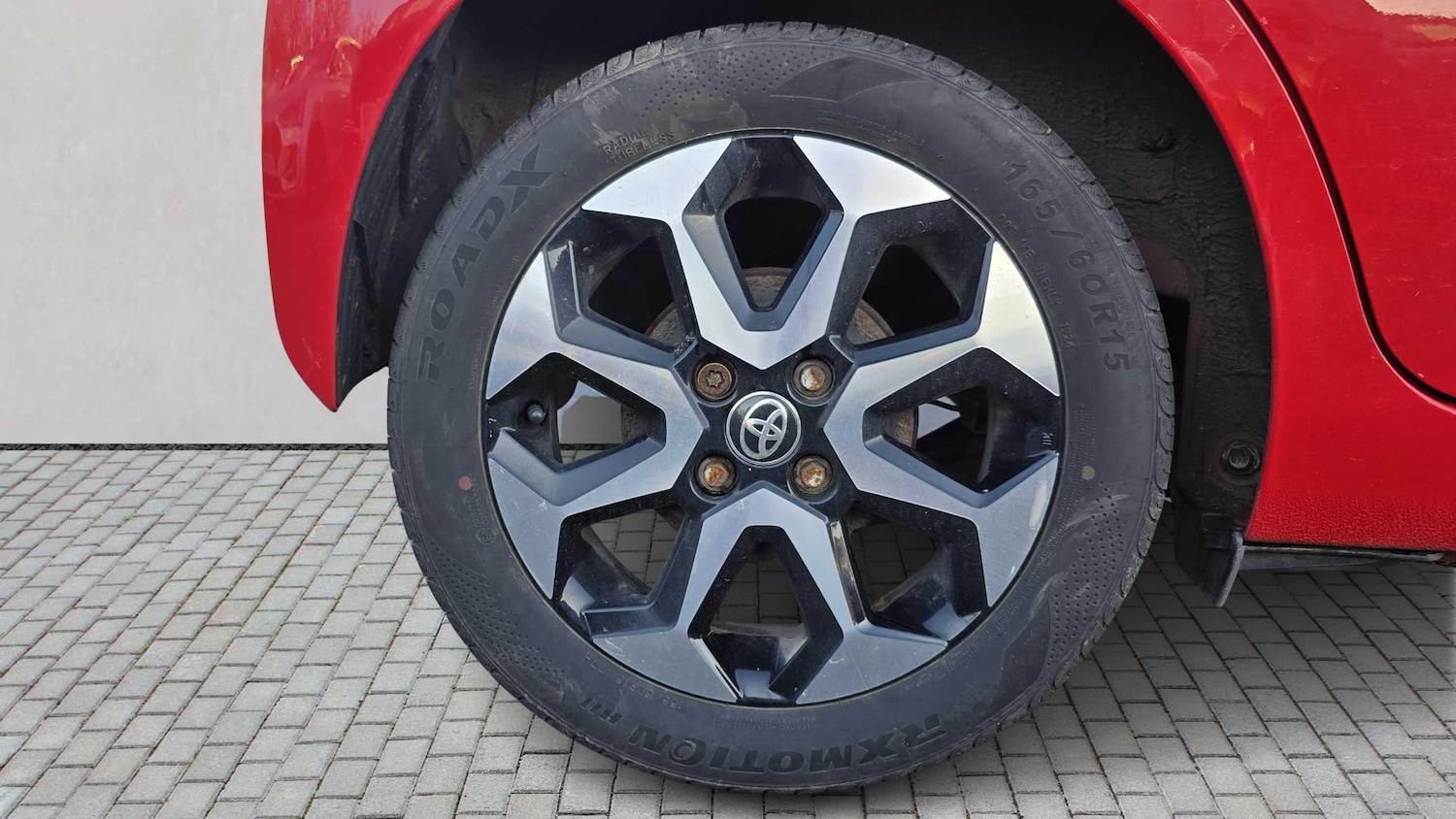 Used Toyota AYGO 2019 for sale - 76636820: Photo 8