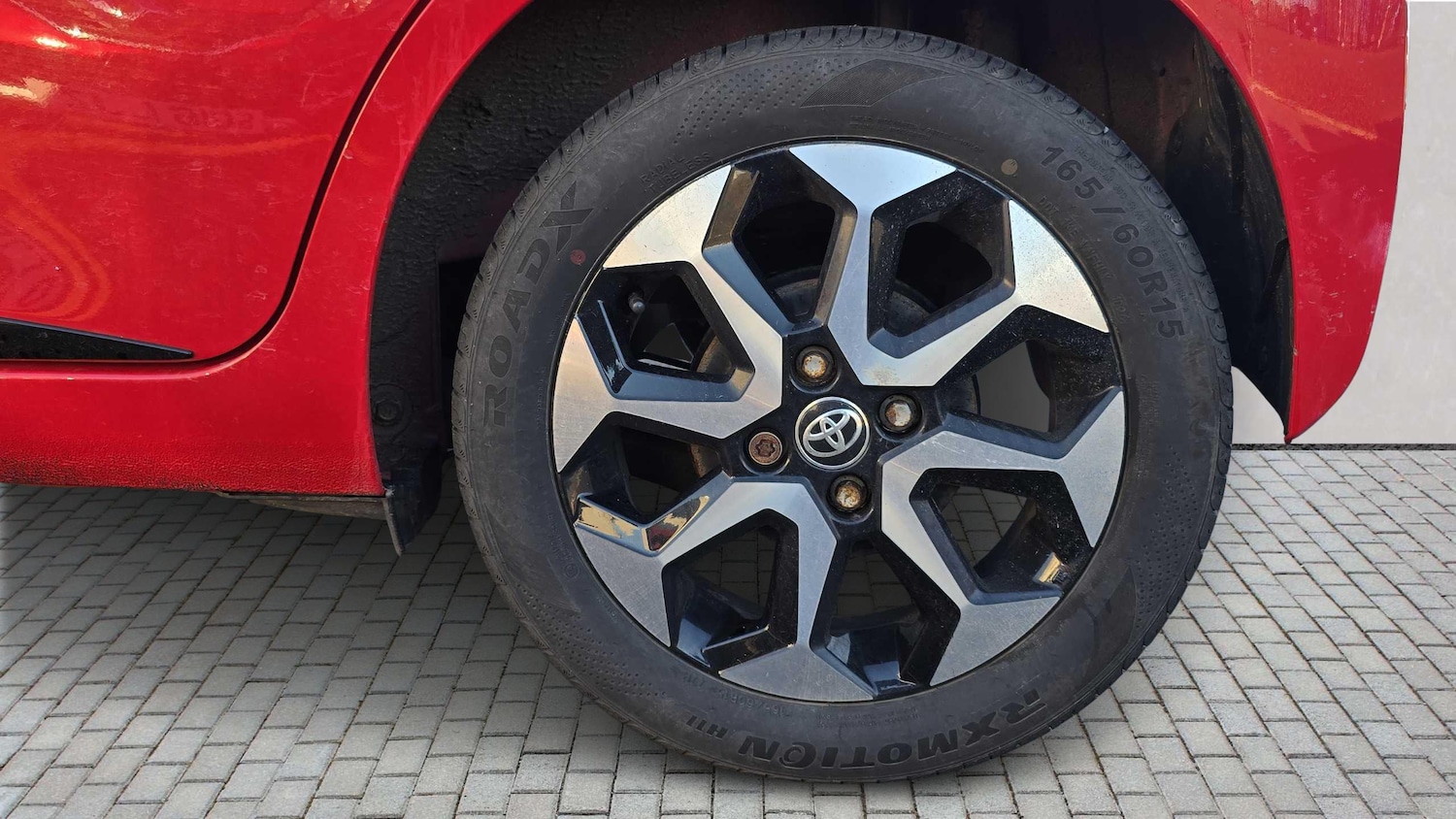 Used Toyota AYGO 2019 for sale - 76636820: Photo 9