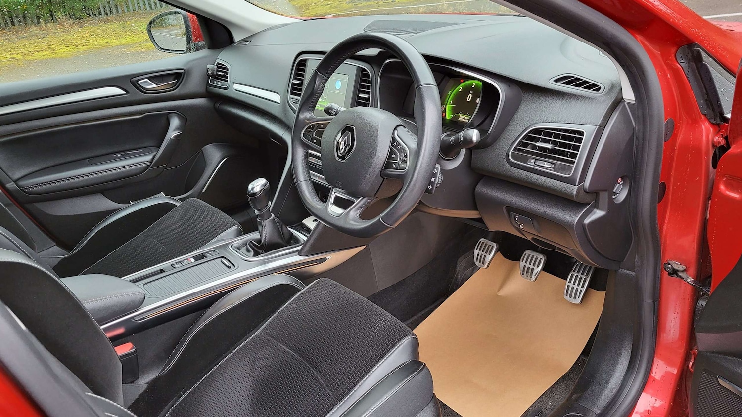 Used Renault Megane 2017 for sale - 76286257: Photo 11