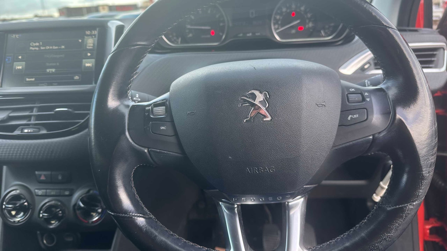 Used Peugeot 208 2015 for sale - 76460021: Photo 14