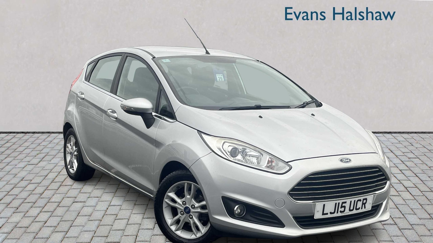 Used Ford Fiesta 2015 for sale - 76718068: Photo 1