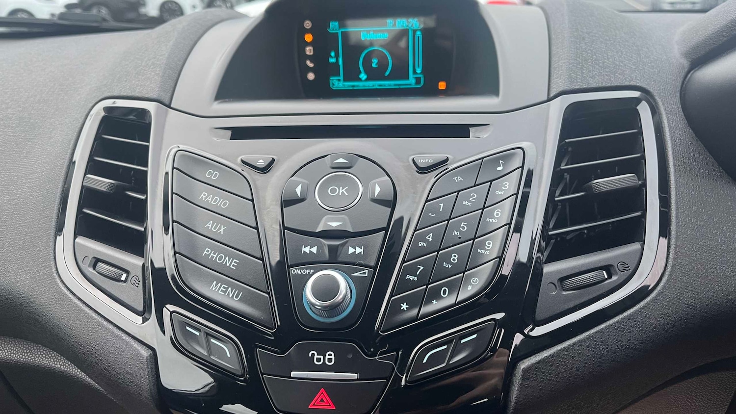 Used Ford Fiesta 2015 for sale - 76718068: Photo 9