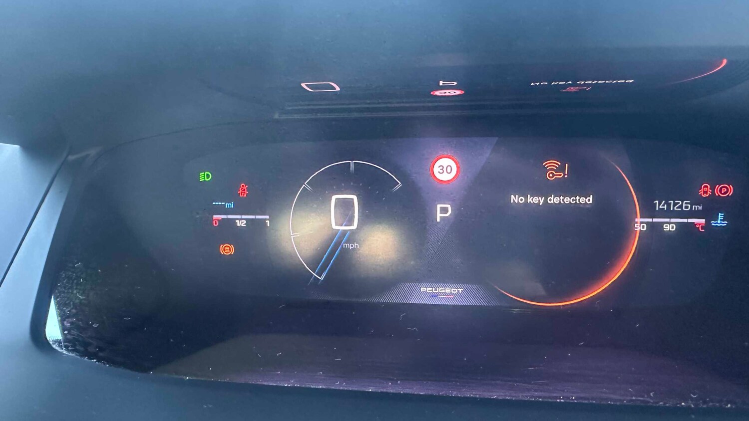 Used Peugeot 2008 for sale - 77361411: Photo 11