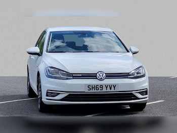 Volkswagen - Golf