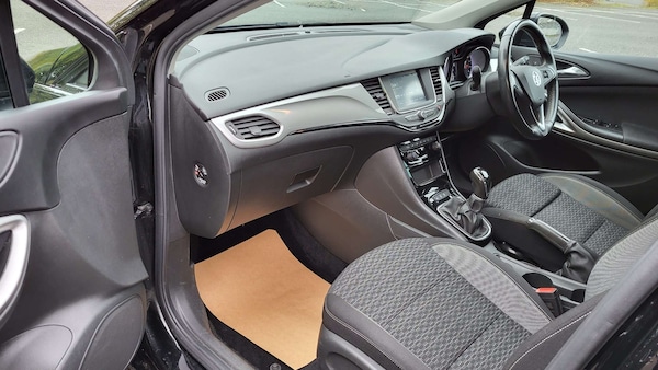 Used Vauxhall Astra 2020 for sale - 76262340: Photo 13
