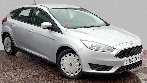 Used Ford Focus 2017 for sale - 76310799: Photo 1