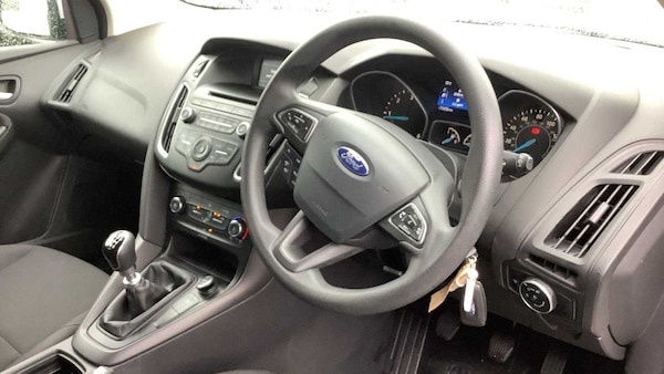Used Ford Focus 2017 for sale - 76310799: Photo 6