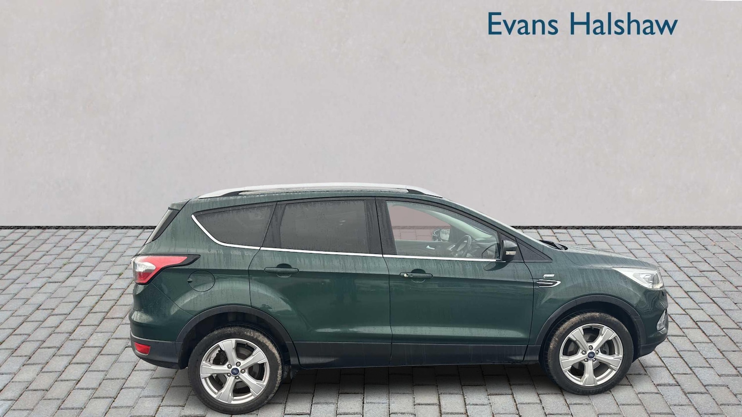 Used Ford Kuga 2017 for sale - 76842909: Photo 8