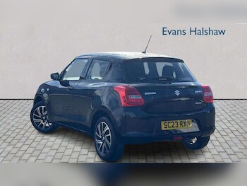 Used Suzuki Swift 2023 for sale - 78321598: Photo