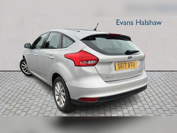 Used Ford Focus 2017 for sale - 78800142: Photo