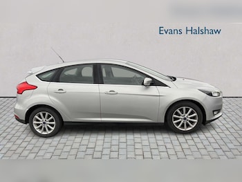 Used Ford Focus 2017 for sale - 78800142: Photo