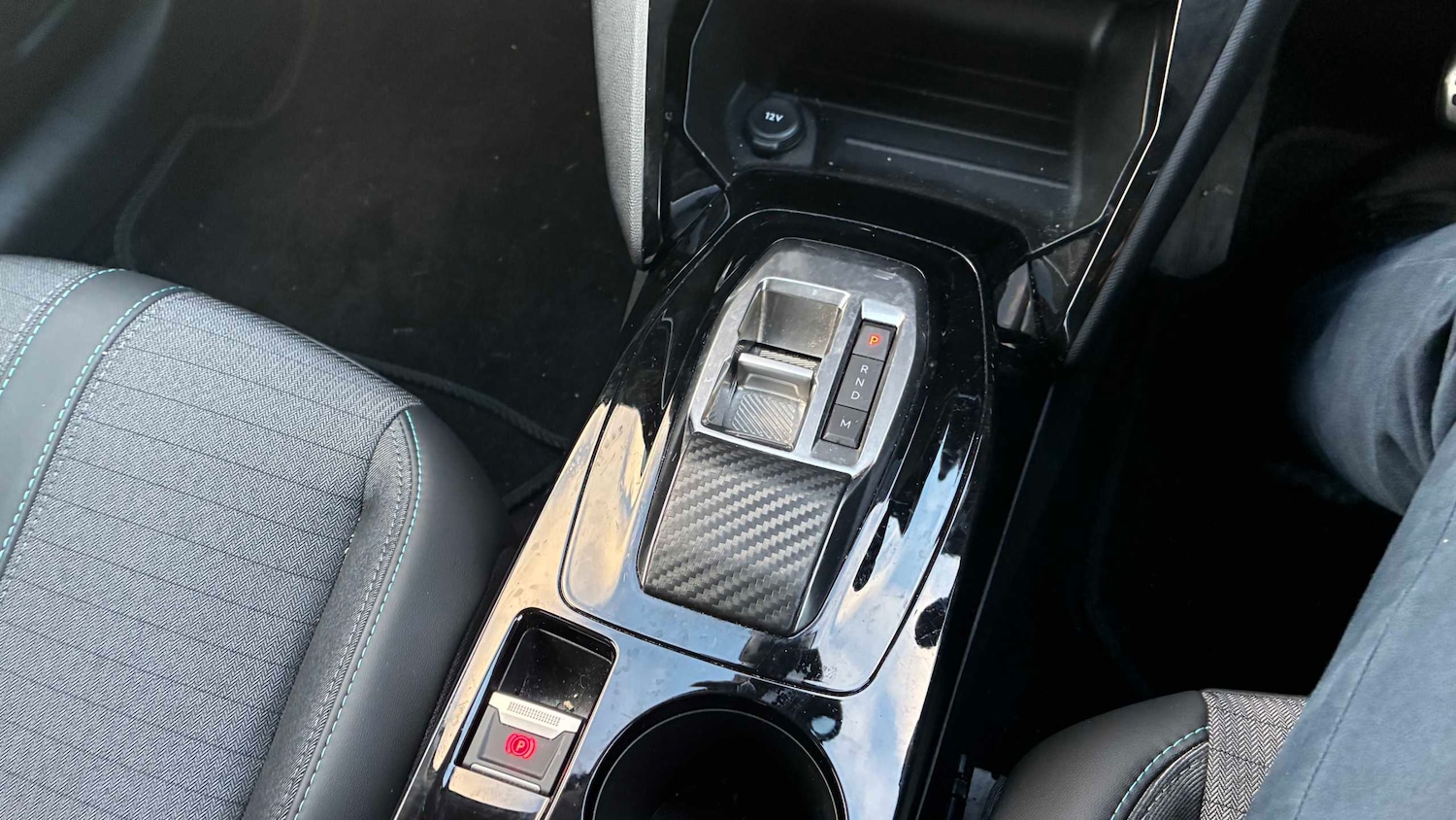 Used Peugeot 208 2023 for sale - 77032197: Photo 12