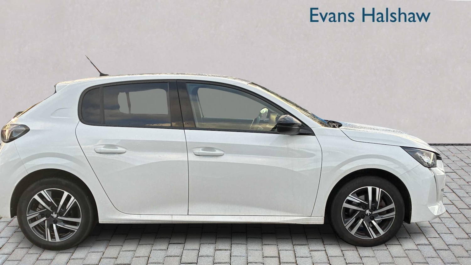 Used Peugeot 208 2023 for sale - 77032197: Photo 3