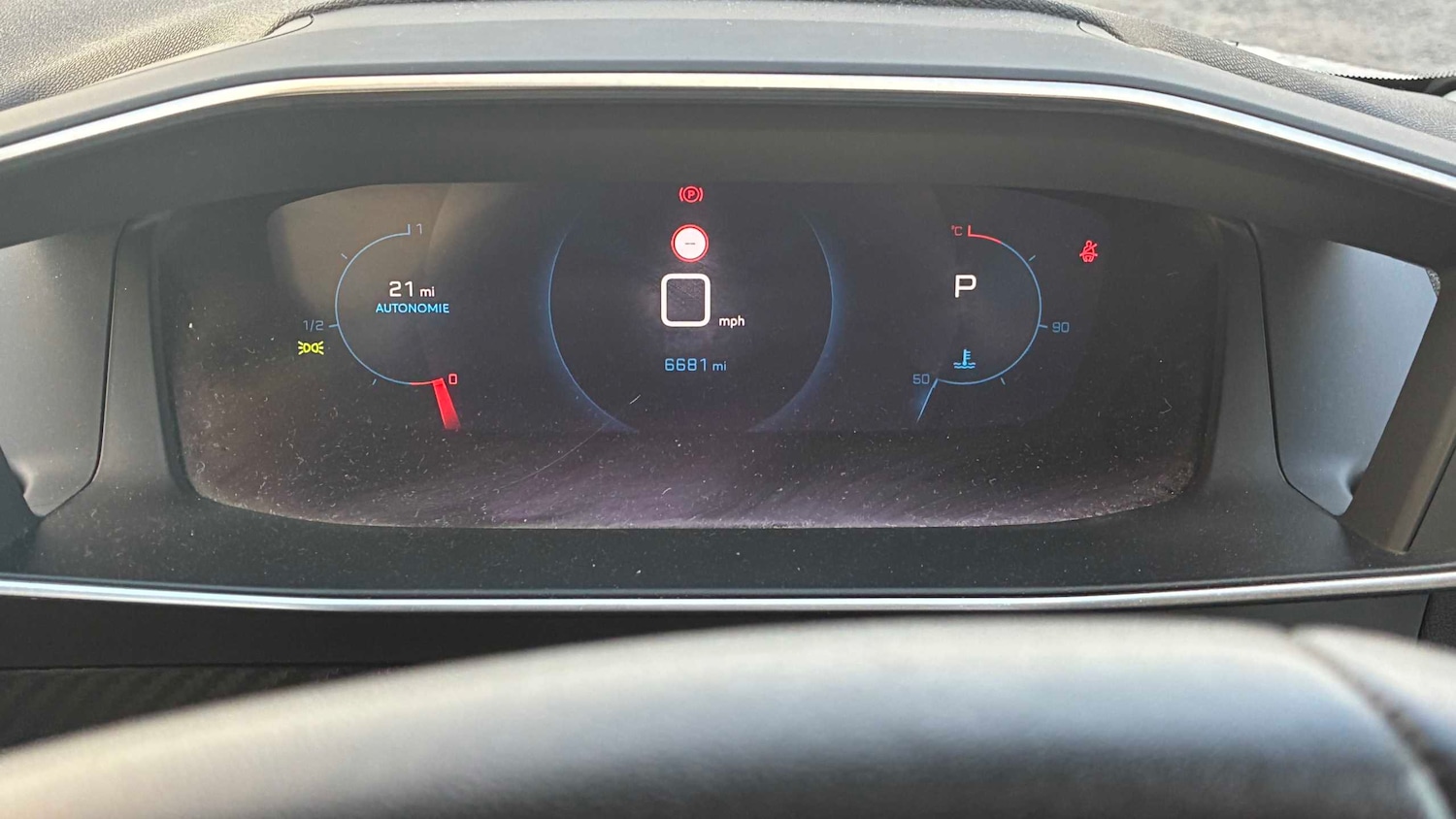 Used Peugeot 208 2023 for sale - 77032197: Photo 8