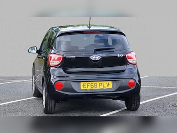 Used Hyundai i10 2019 for sale - 76170011: Photo