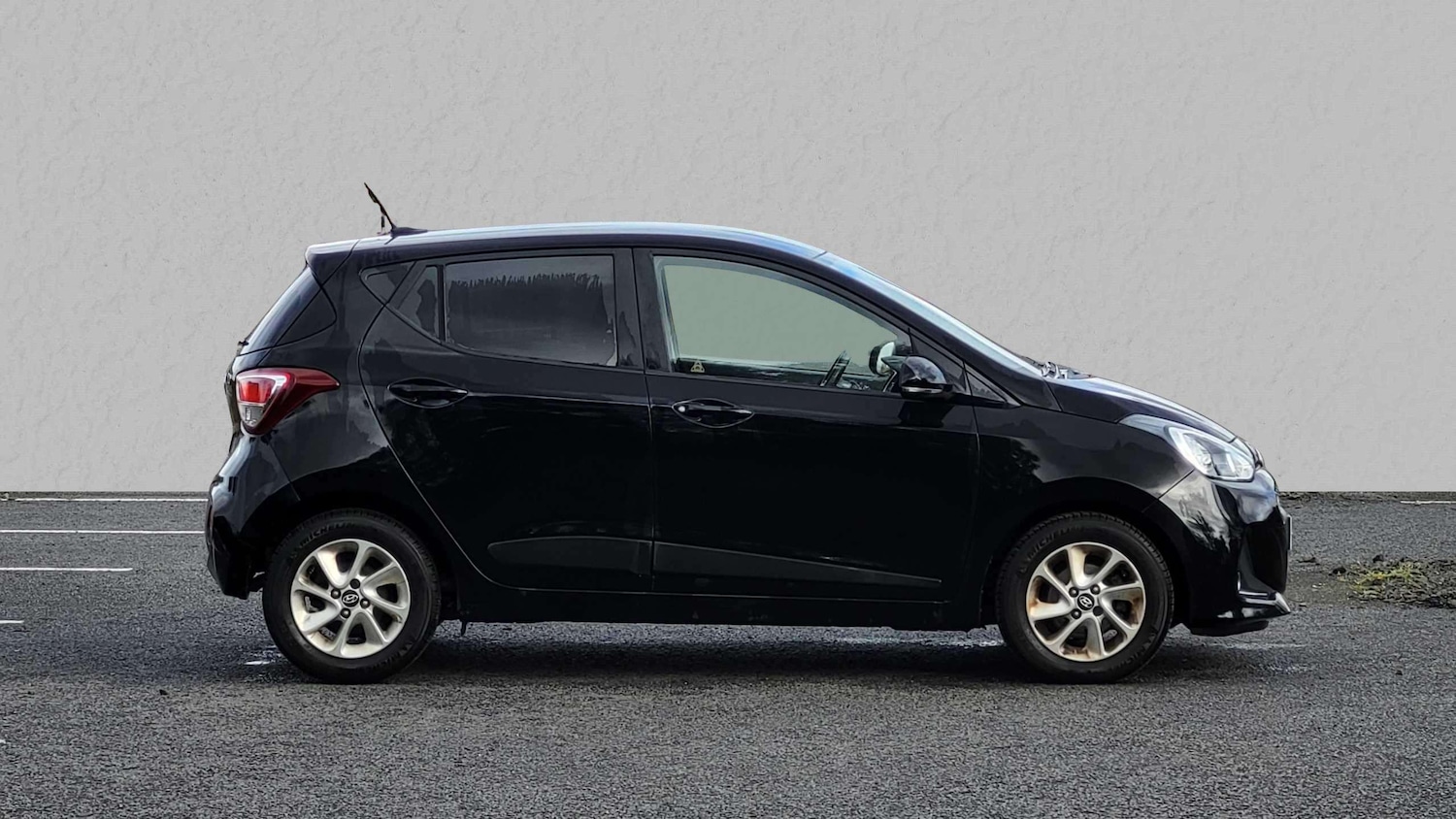 Used Hyundai i10 2019 for sale - 76170011: Photo 2