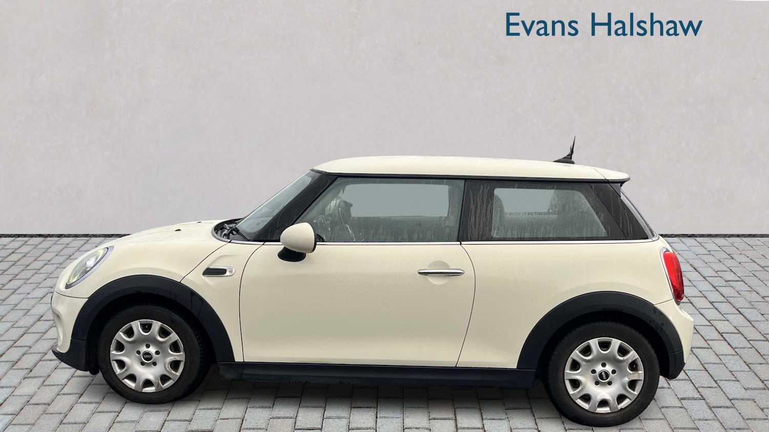 Used MINI Hatch 2019 for sale - 77000212: Photo 3