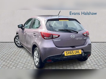 Used Mazda Mazda2 2015 for sale - 79523801: Photo