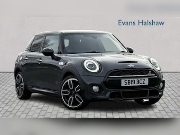 Used MINI Hatch 2019 for sale - 77601454: Photo