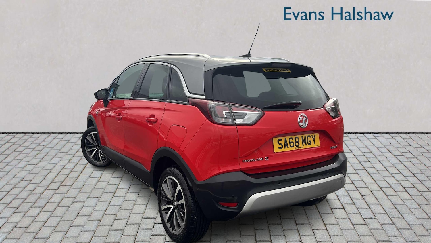 Used Vauxhall Crossland X 2018 for sale - 77333857: Photo 2