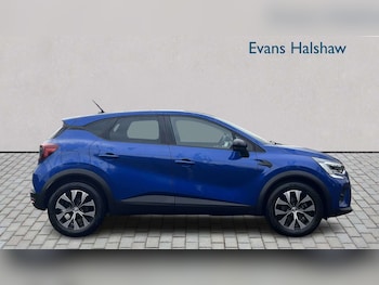 Used Renault Captur 2023 for sale - 78378666: Photo