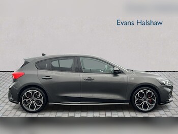 Used Ford Focus 2020 for sale - 77928490: Photo