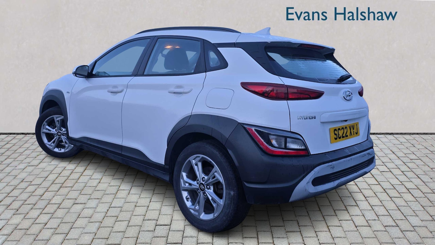 Used Hyundai KONA 2022 for sale - 77361446: Photo 2