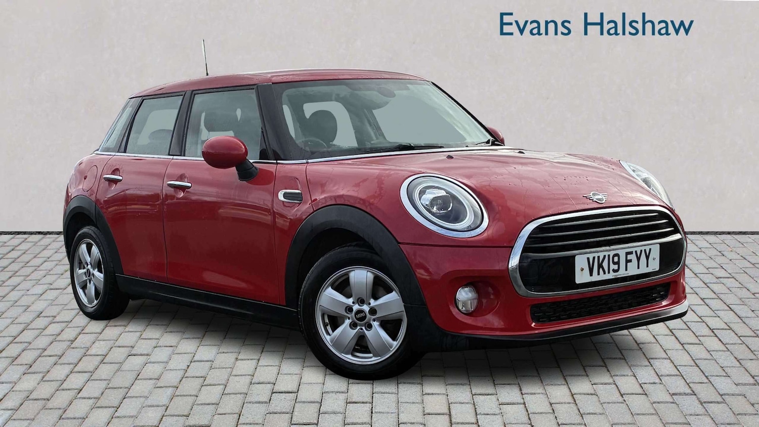 Used MINI Hatch 2019 for sale - 77726858: Photo 1