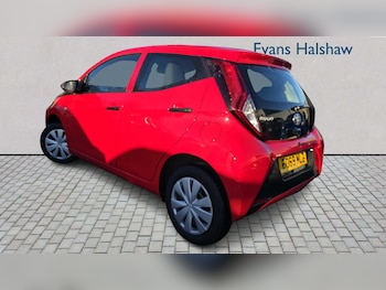 Used Toyota AYGO 2020 for sale - 76636660: Photo