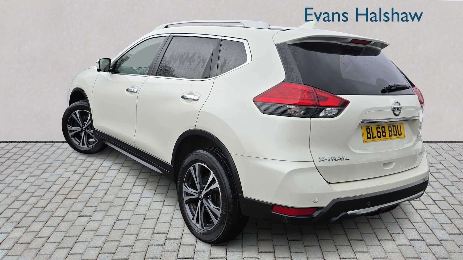 Used Nissan X-Trail for sale - 78129653: Photo 2