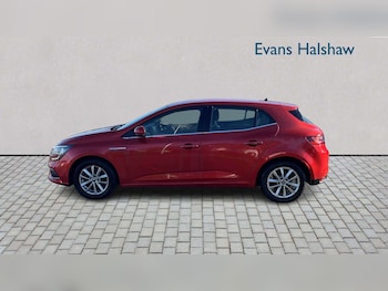 Used Renault Megane 2017 for sale - 77800074: Photo