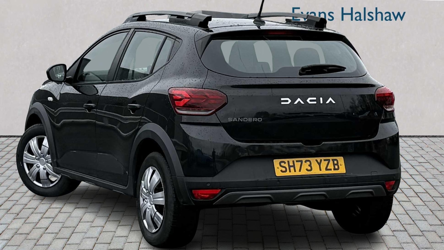 Used Dacia Sandero Stepway 2023 for sale - 77635064: Photo 2