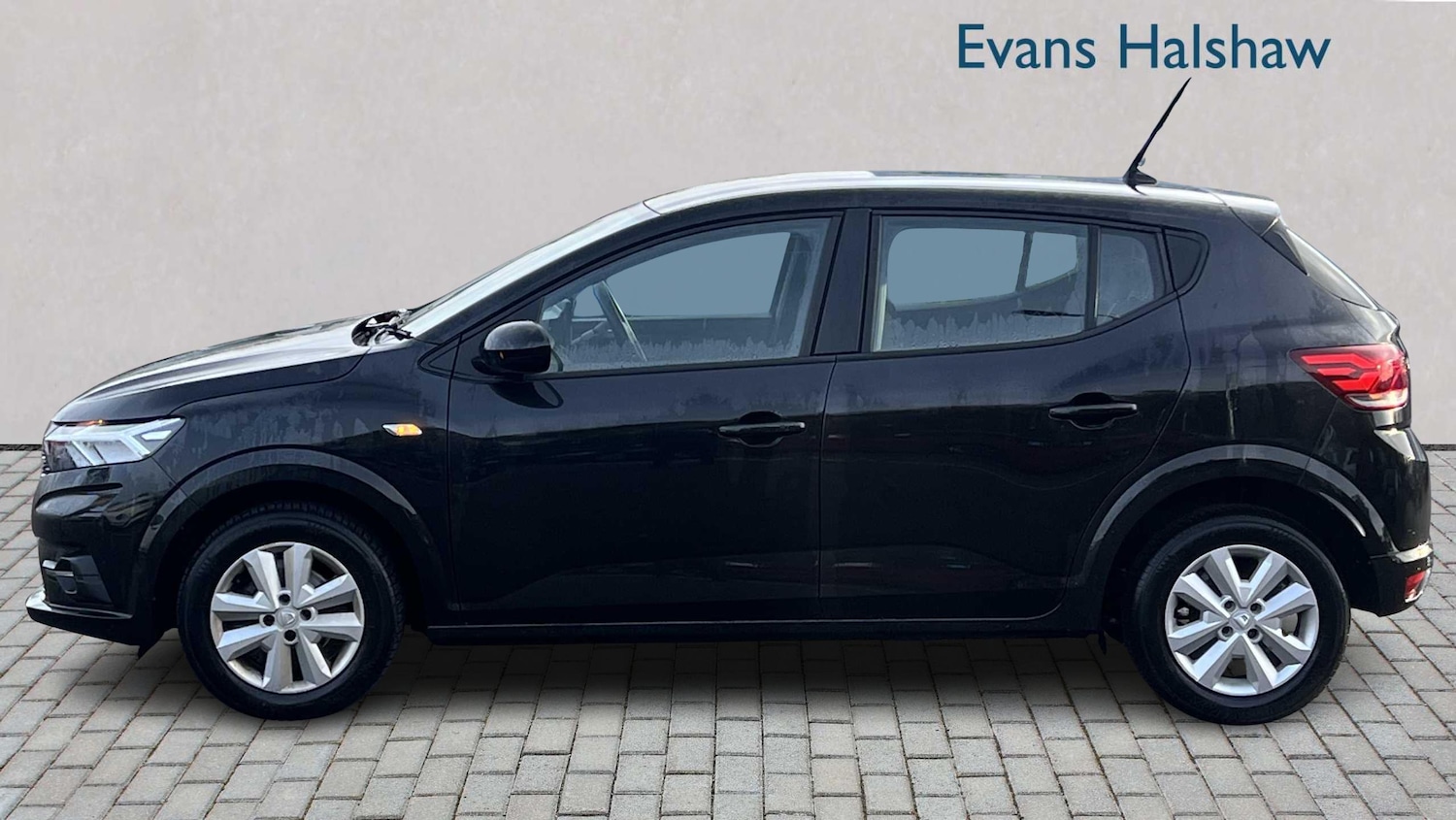 Used Dacia Sandero 2022 for sale - 76373837: Photo 3