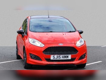 2015 - 1.0 EcoBoost 140 Zetec S Red 3dr