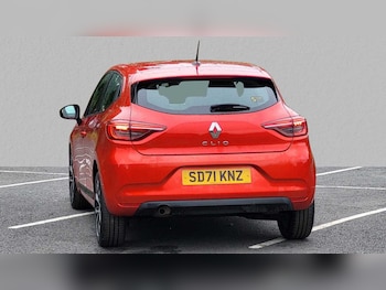 Used Renault Clio 2022 for sale - 75841233: Photo