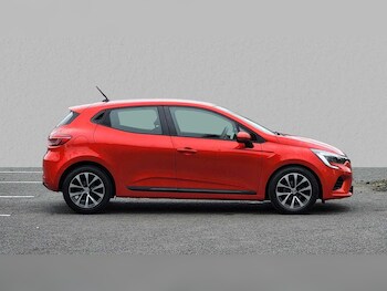 Used Renault Clio 2022 for sale - 75841233: Photo
