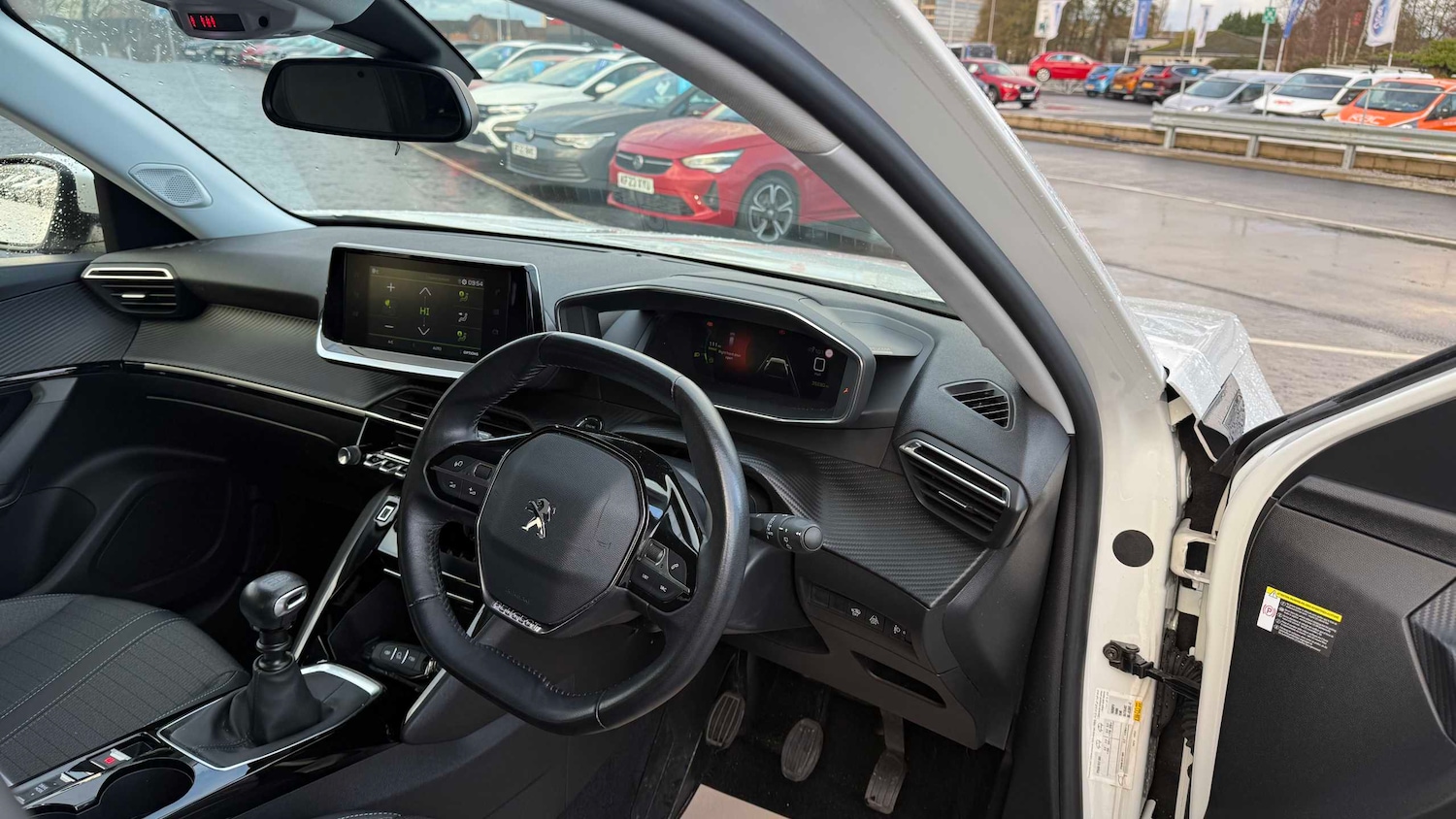 Used Peugeot 2008 2021 for sale - 76875660: Photo 12