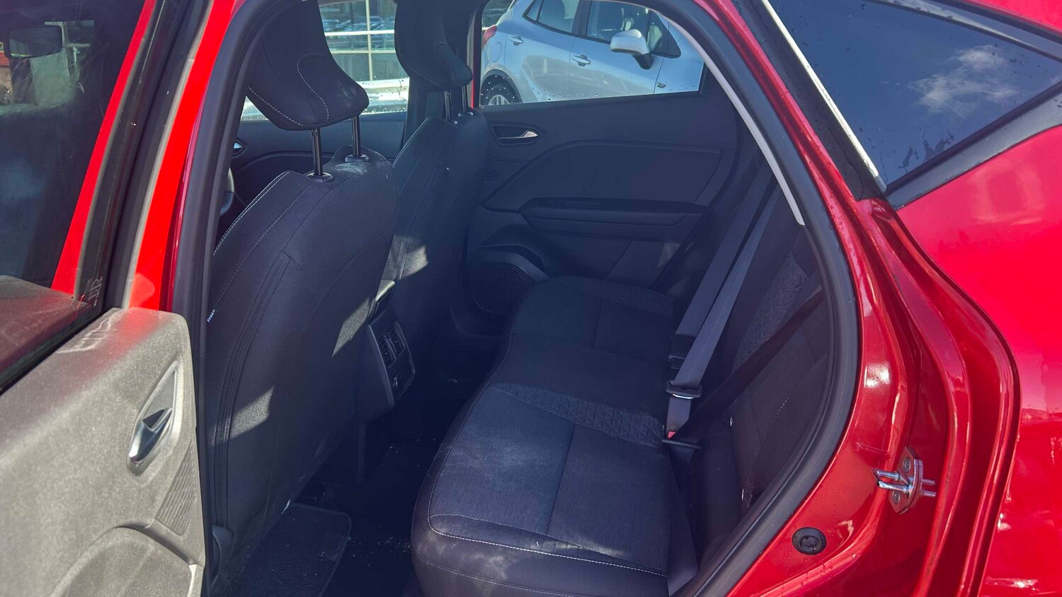 Used Renault Captur 2023 for sale - 77726688: Photo 6