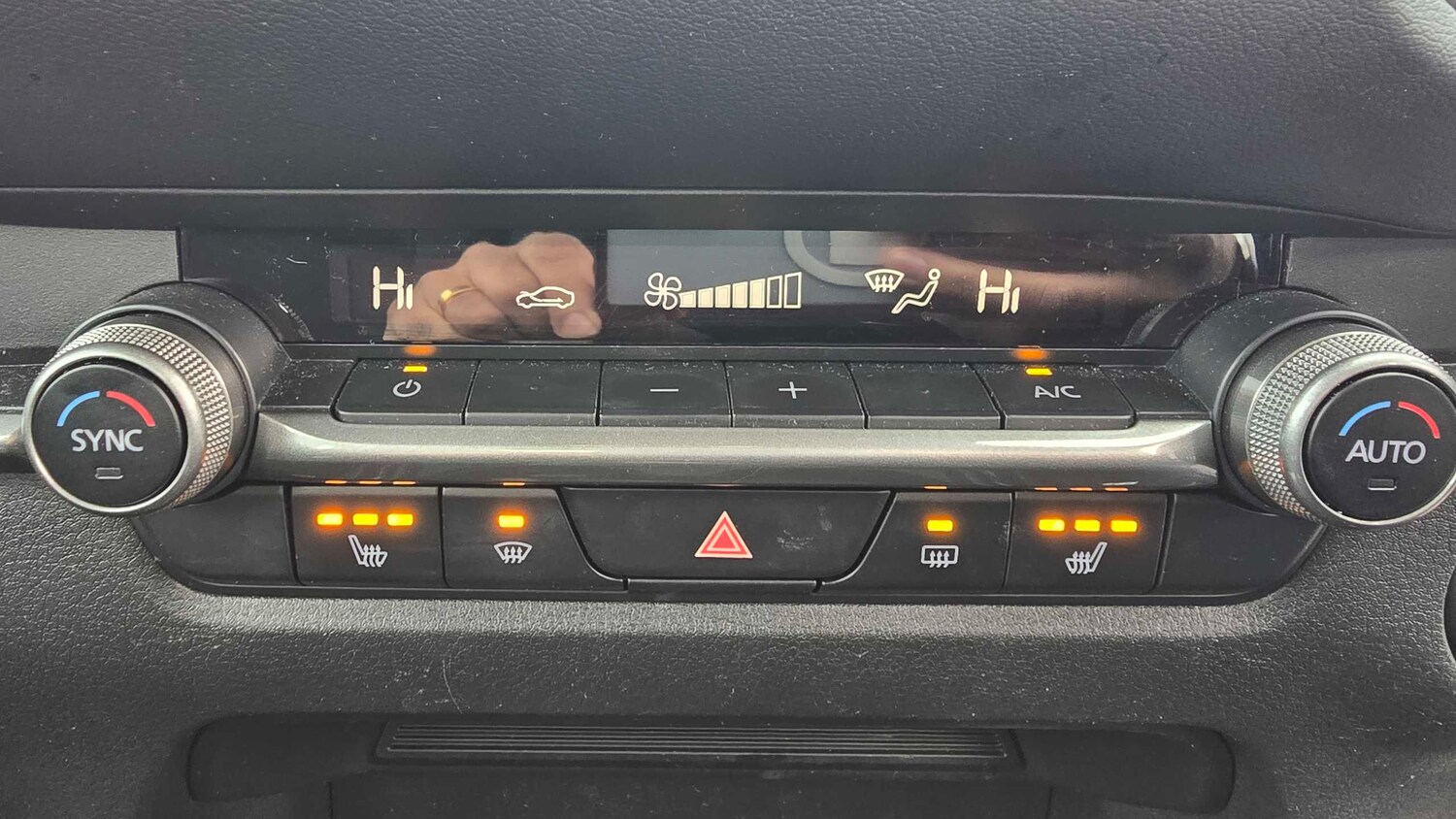 Used Mazda CX-30 2022 for sale - 78024197: Photo 6