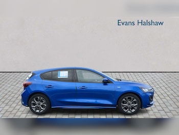 Used Ford Focus 2023 for sale - 78550635: Photo