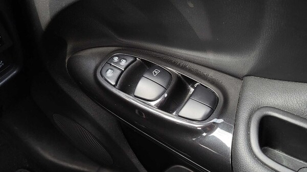 Used Nissan Juke 2019 for sale - 76298407: Photo 30