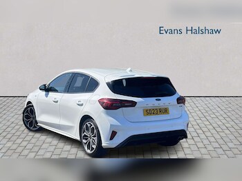 Used Ford Focus 2023 for sale - 78432799: Photo