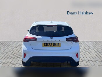 Used Ford Focus 2023 for sale - 78432799: Photo