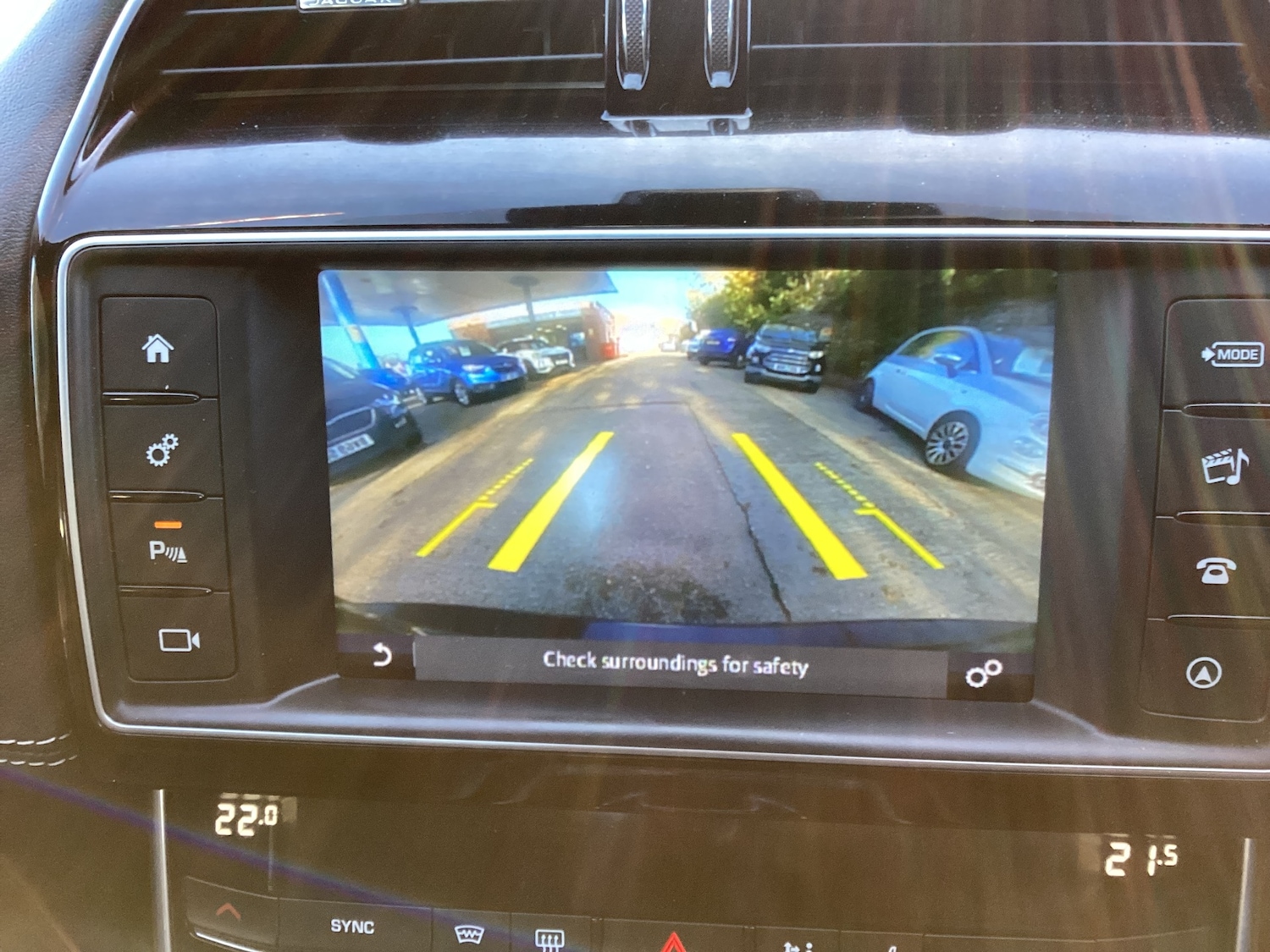 Used Jaguar XE 2016 for sale - 76518661: Photo 12