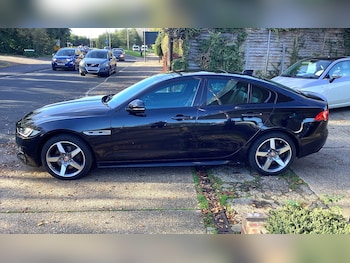 Used Jaguar XE 2016 for sale - 76518661: Photo