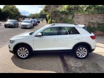 Used Volkswagen T-Roc 2019 for sale - 74923258: Photo