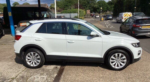 Used Volkswagen T-Roc 2019 for sale - 74923258: Photo 8